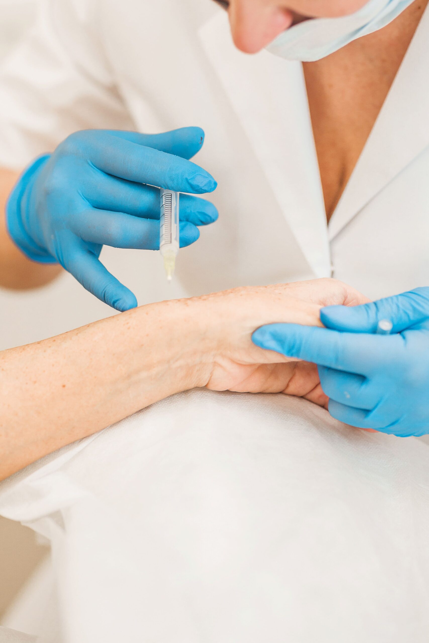 Hand Lipofilling at Wilmed